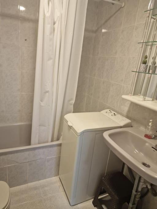 Studio Flat 150M Away From Beach Torrevieja Exterior foto
