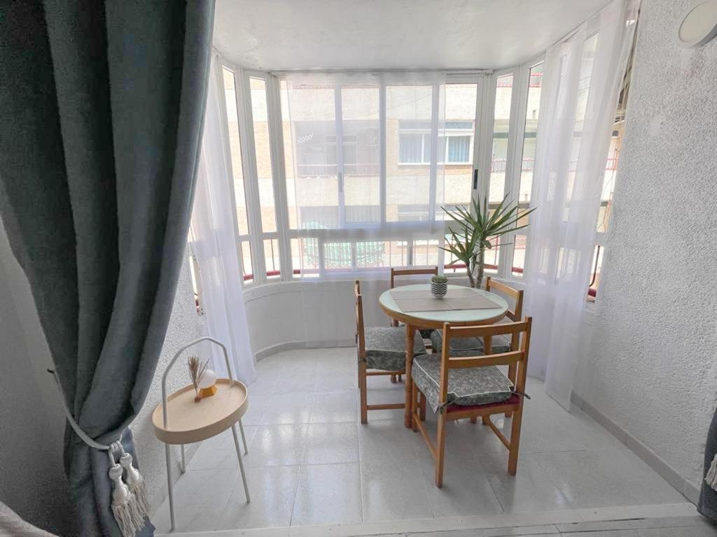 Studio Flat 150M Away From Beach Torrevieja Exterior foto